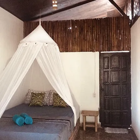 Pantai Paris Homestay Maumere Exterior photo