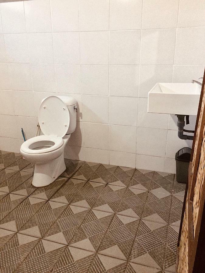 Pantai Paris Homestay Maumere